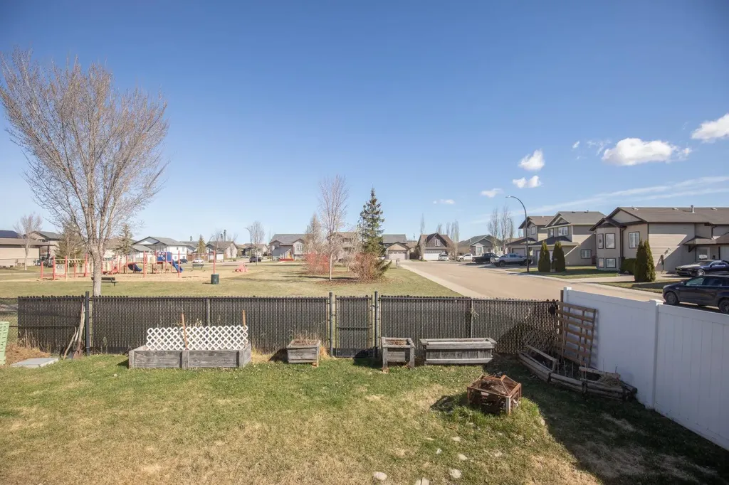 74 Jack Crescent Red Deer AB T4P 0B1