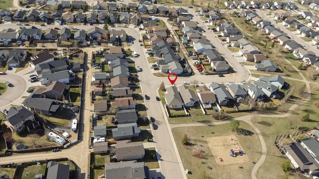 74 Jack Crescent Red Deer AB T4P 0B1