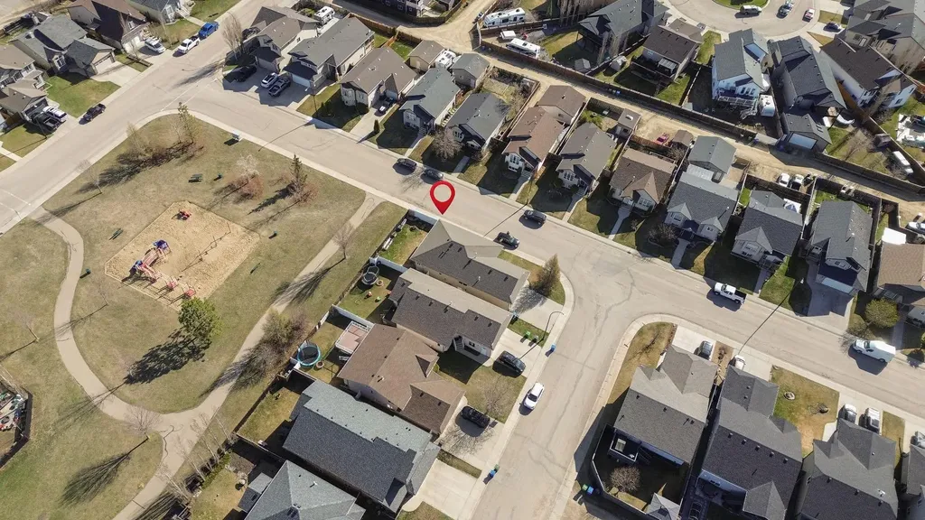 74 Jack Crescent Red Deer AB T4P 0B1
