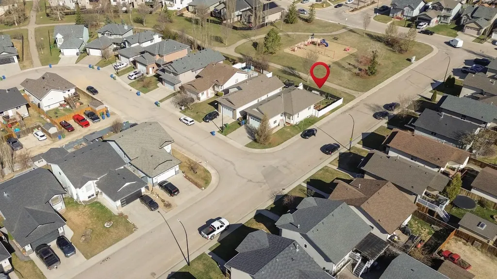 74 Jack Crescent Red Deer AB T4P 0B1