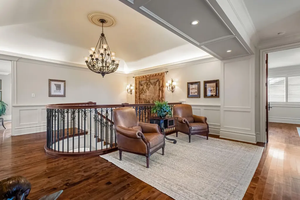 12231 Lake Louise Way SE Calgary AB T2J 2M2