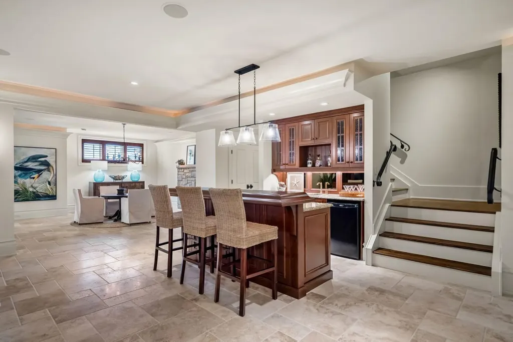 12231 Lake Louise Way SE Calgary AB T2J 2M2