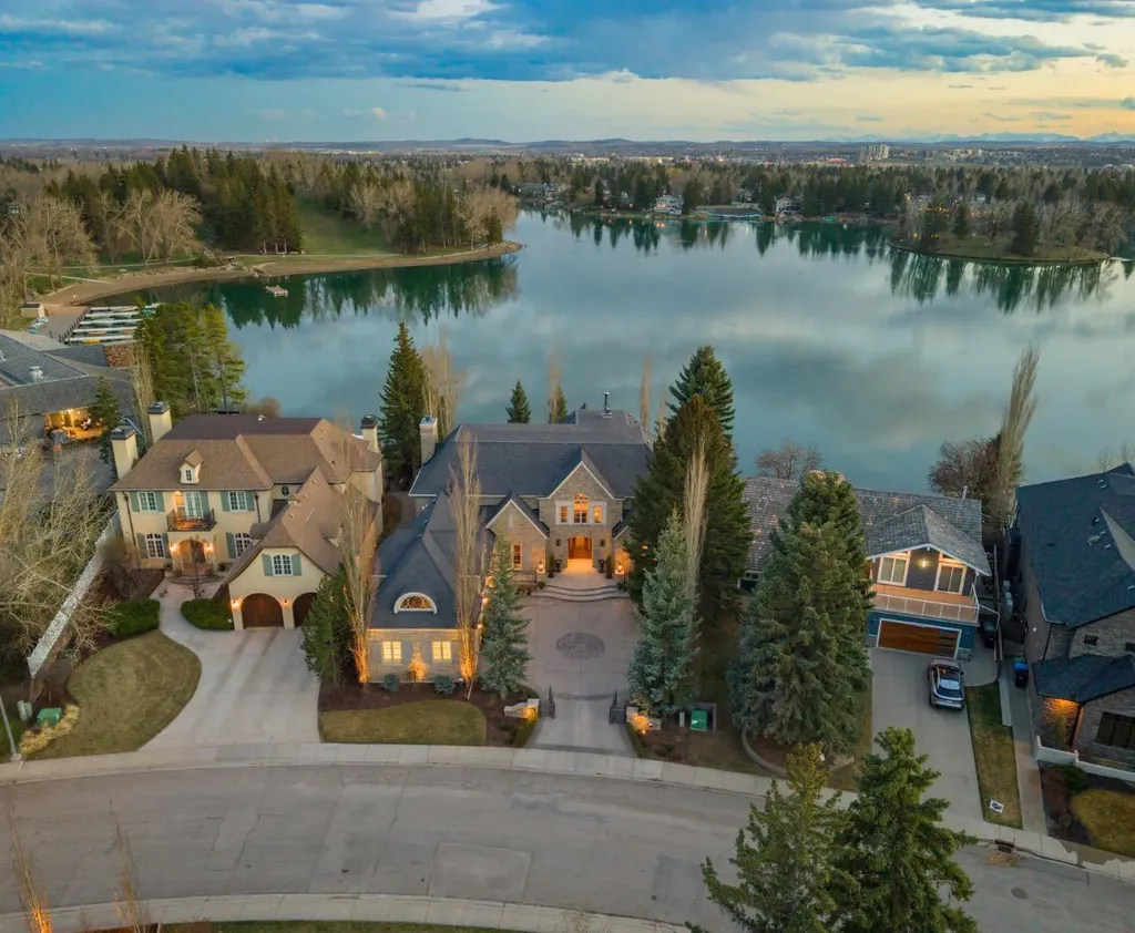 12231 Lake Louise Way SE Calgary AB T2J 2M2