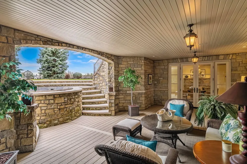 12231 Lake Louise Way SE Calgary AB T2J 2M2