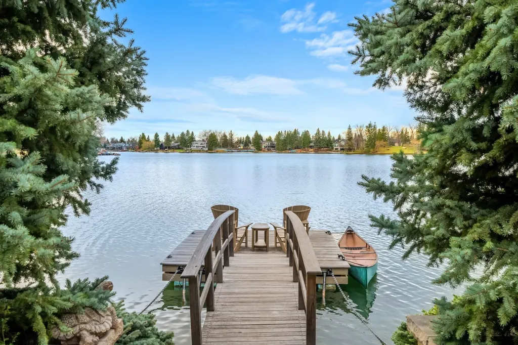 12231 Lake Louise Way SE Calgary AB T2J 2M2