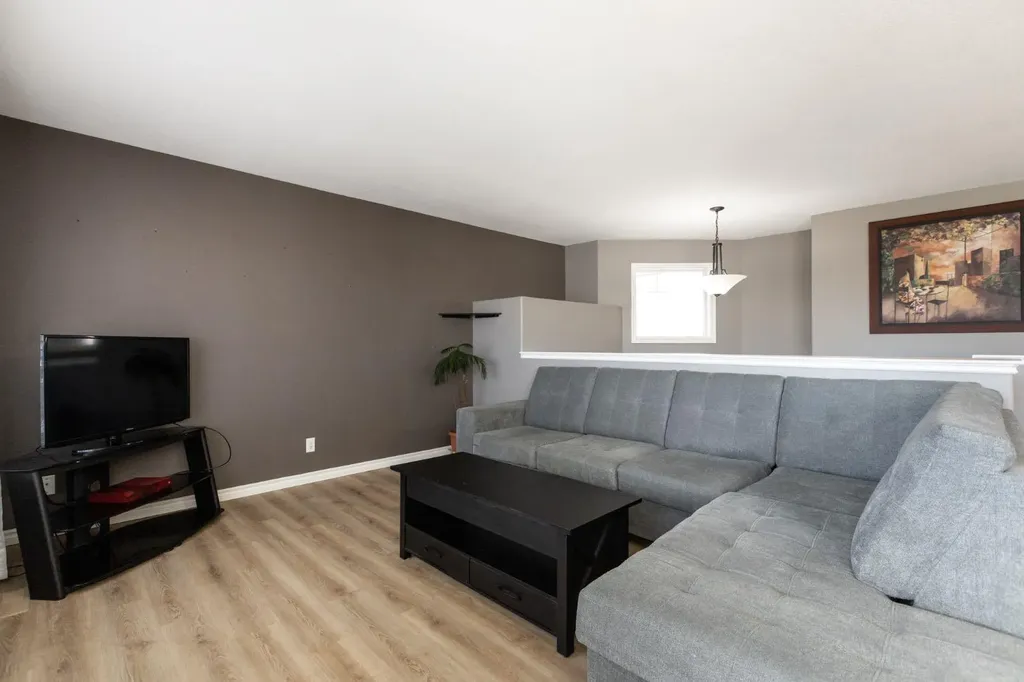 52 Heron Court Penhold AB T0M 1R0