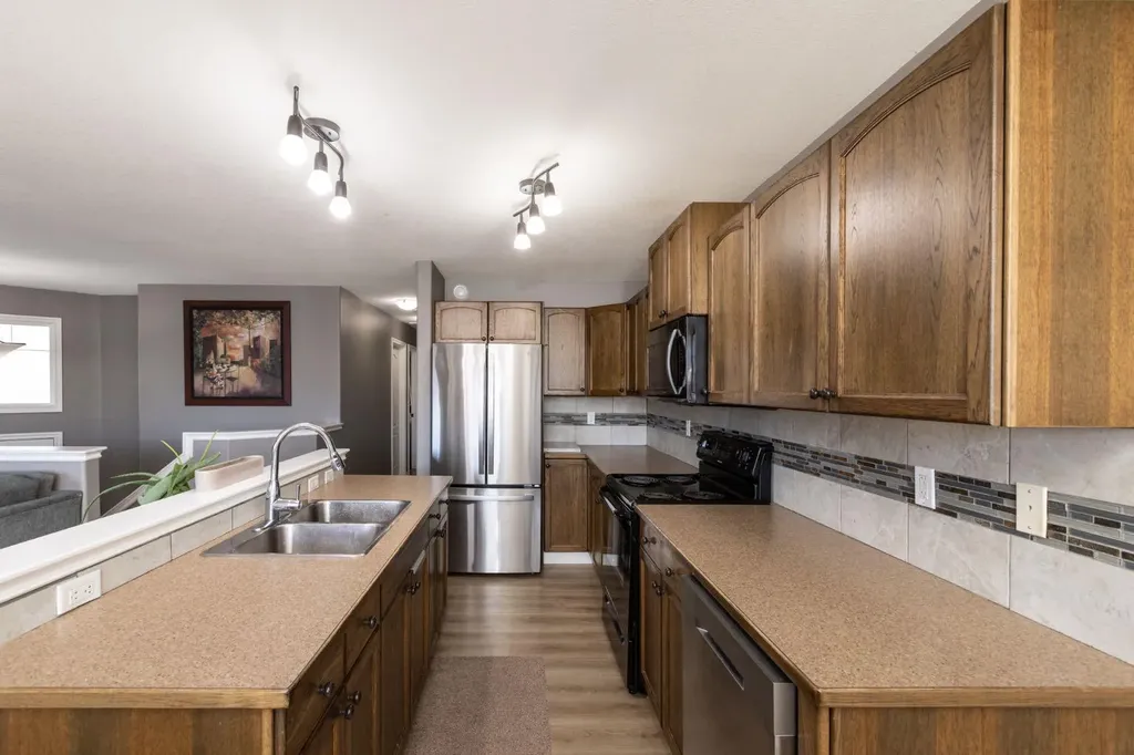 52 Heron Court Penhold AB T0M 1R0