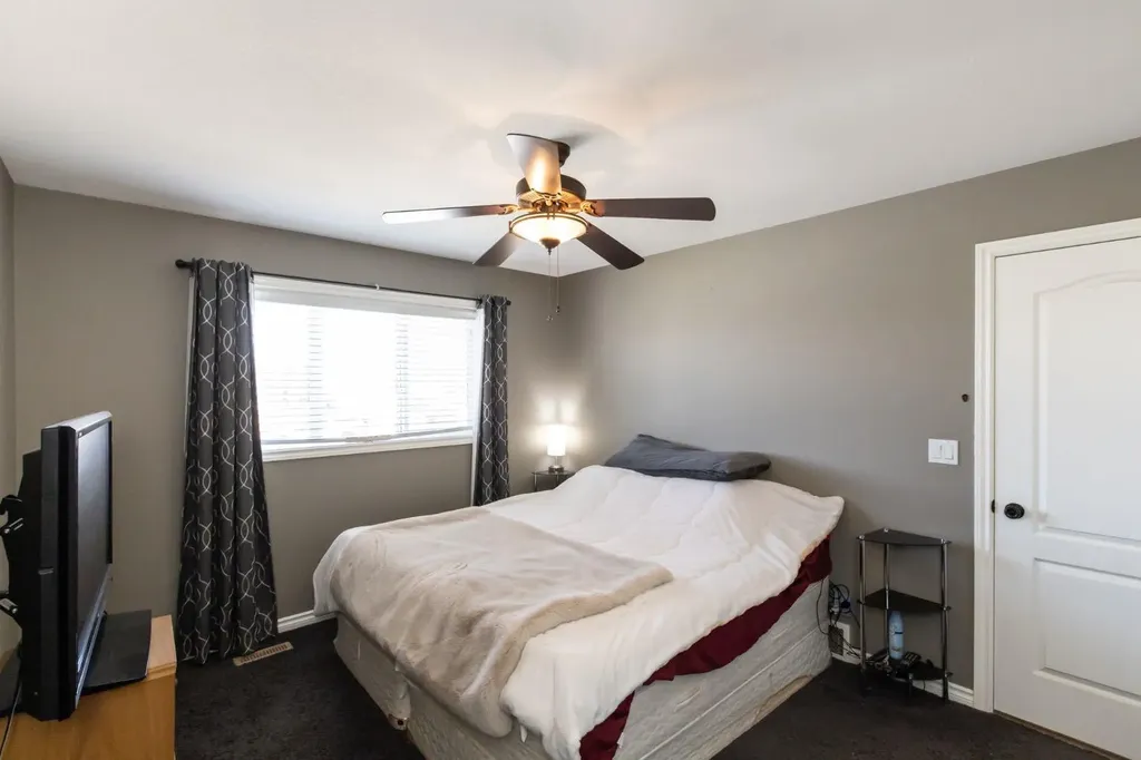 52 Heron Court Penhold AB T0M 1R0