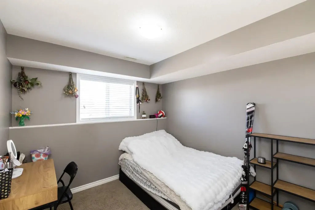 52 Heron Court Penhold AB T0M 1R0