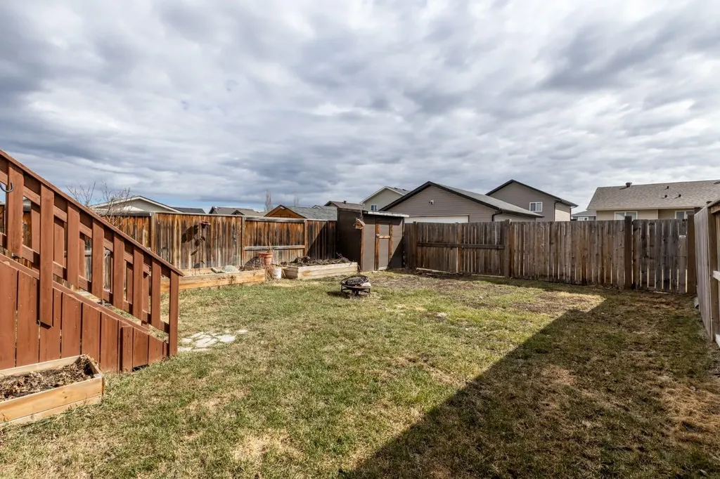 52 Heron Court Penhold AB T0M 1R0