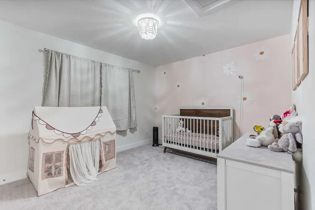 1544 Coalbanks Boulevard W Lethbridge AB T1J 5H7