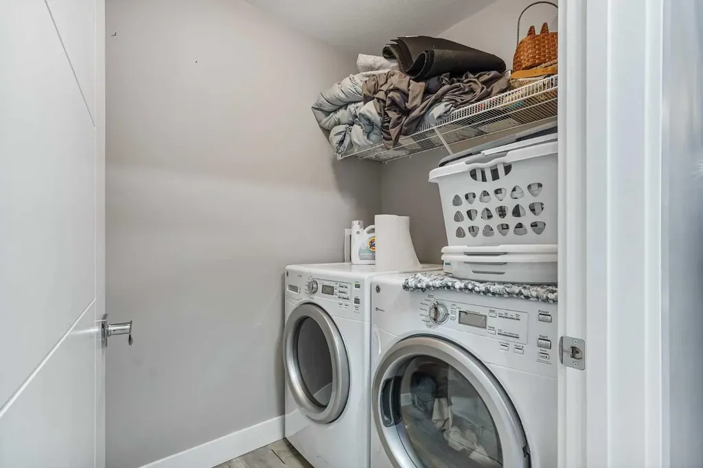 1544 Coalbanks Boulevard W Lethbridge AB T1J 5H7
