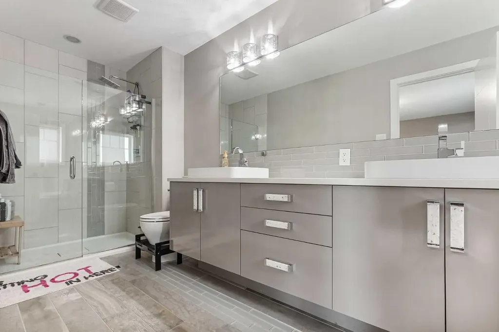 1544 Coalbanks Boulevard W Lethbridge AB T1J 5H7