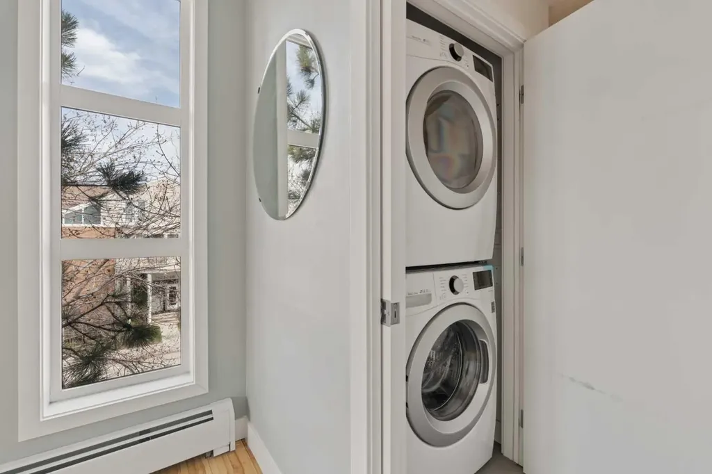 315 24 Avenue SW Calgary AB T2S 3E7