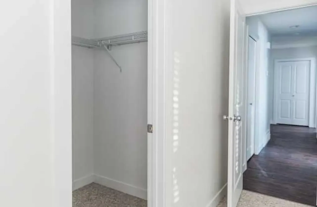 9541 113 Avenue Clairmont AB T8X 5C2