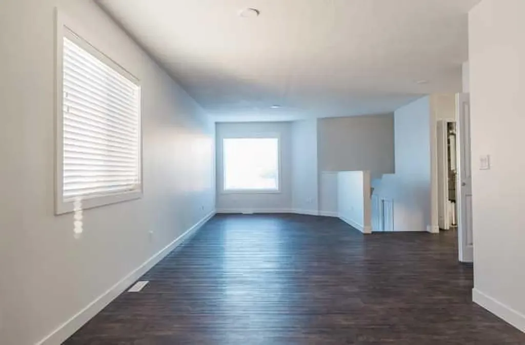 9541 113 Avenue Clairmont AB T8X 5C2