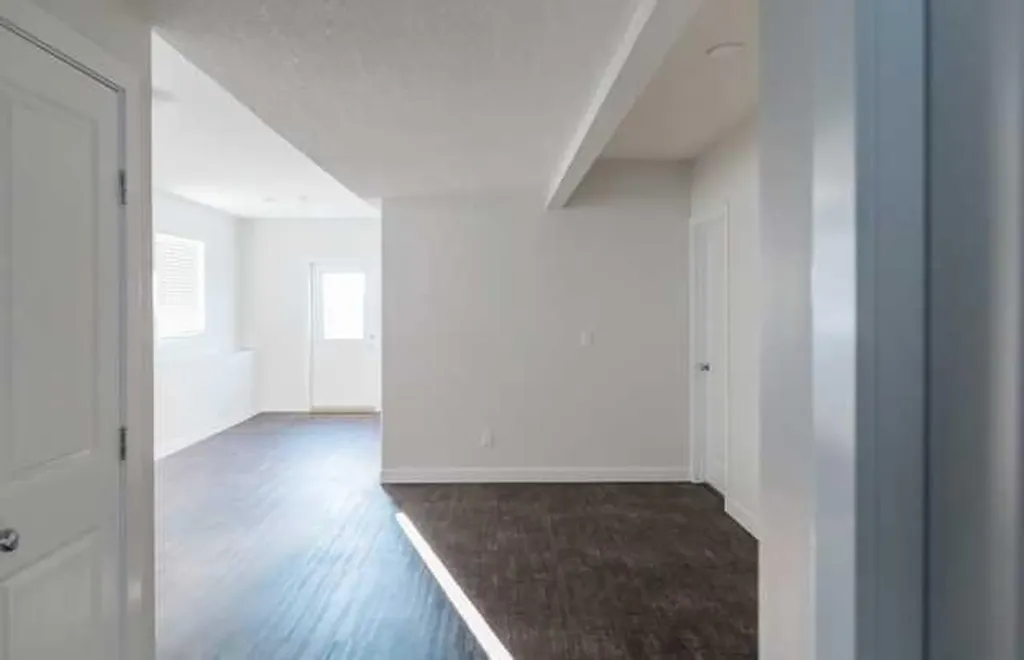 9541 113 Avenue Clairmont AB T8X 5C2