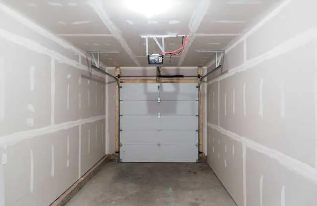 9541 113 Avenue Clairmont AB T8X 5C2