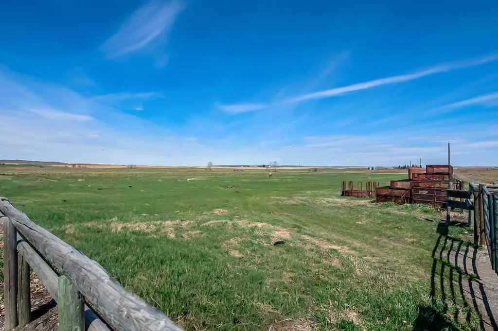 32126 Coal Trail W Rural Foothills County AB T1V 1M6