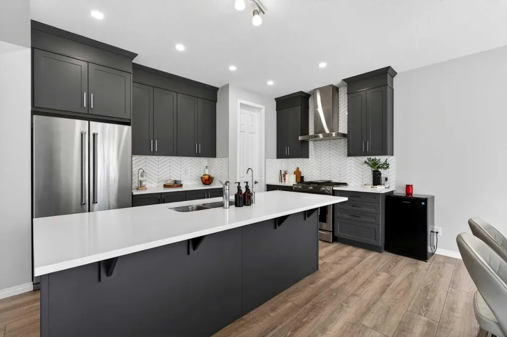 95 Carrington Close NW Calgary AB T3P 1P8
