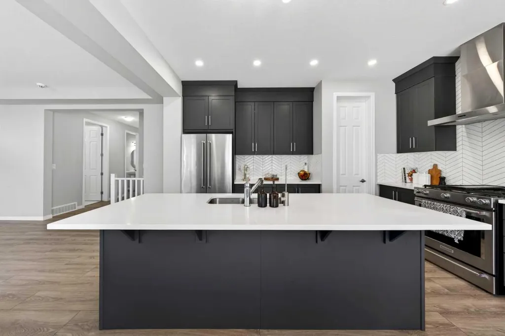 95 Carrington Close NW Calgary AB T3P 1P8