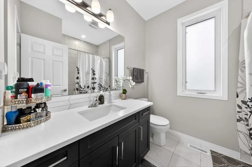 95 Carrington Close NW Calgary AB T3P 1P8