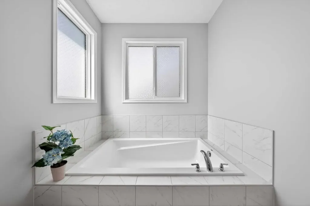 95 Carrington Close NW Calgary AB T3P 1P8
