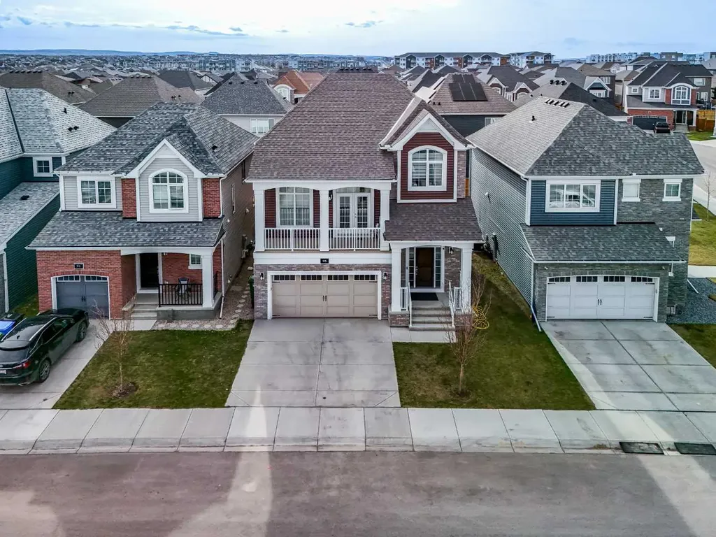 95 Carrington Close NW Calgary AB T3P 1P8