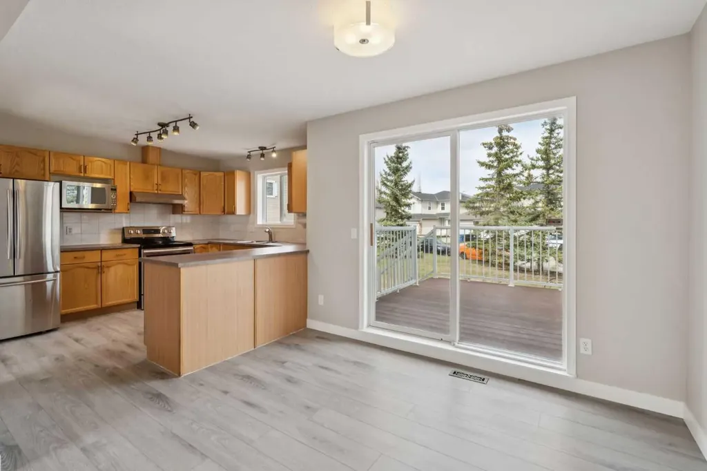 15 Rocky Ridge Gate NW Calgary AB T3G 4P6