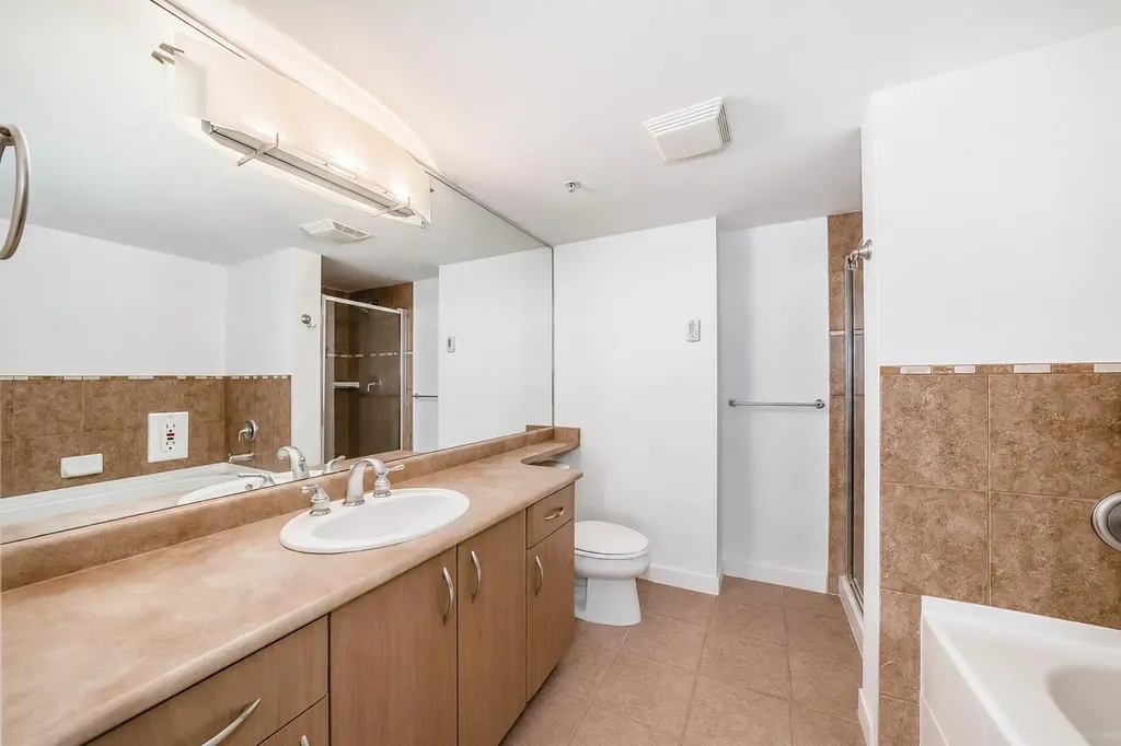 1078 6 Avenue SW Calgary AB T2P5N6