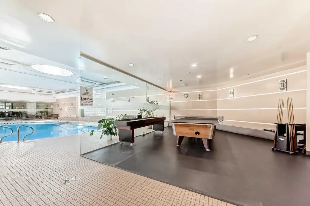 1078 6 Avenue SW Calgary AB T2P5N6