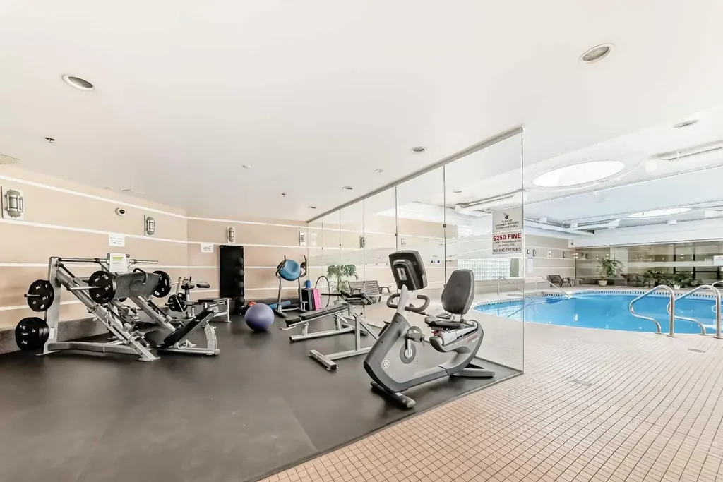 1078 6 Avenue SW Calgary AB T2P5N6