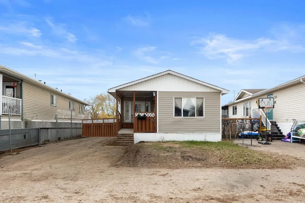 216 Grenfell Crescent Fort Mcmurray AB t9h 2m6
