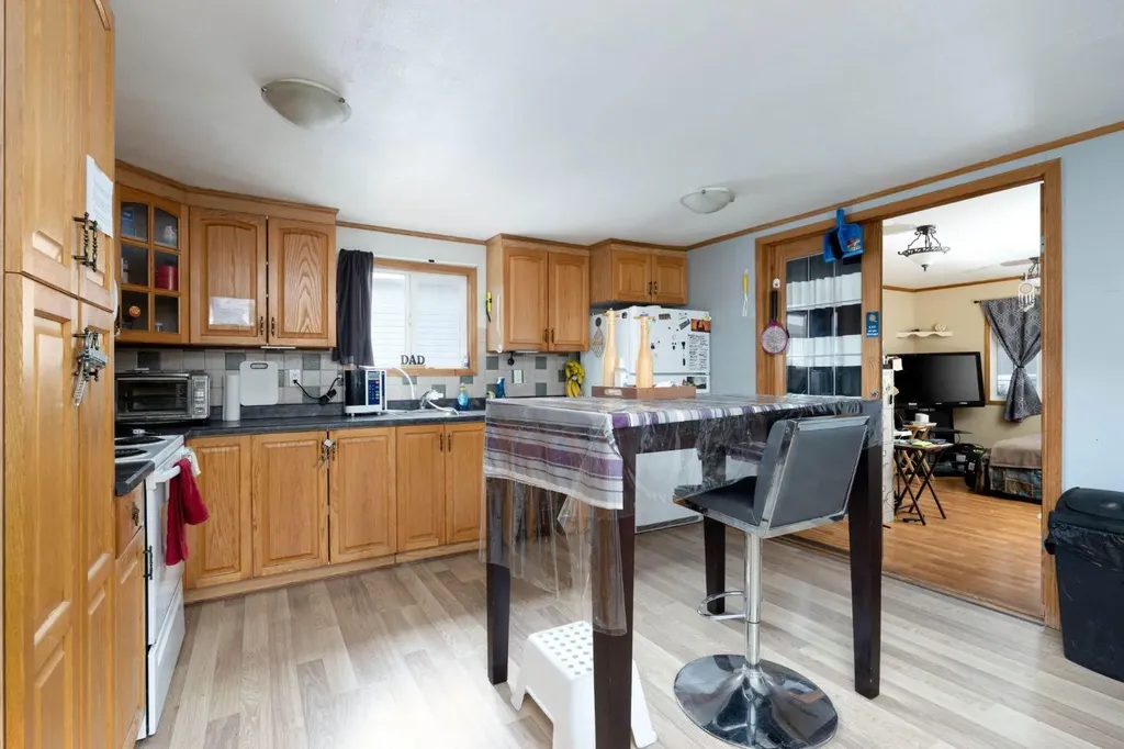 216 Grenfell Crescent Fort Mcmurray AB t9h 2m6