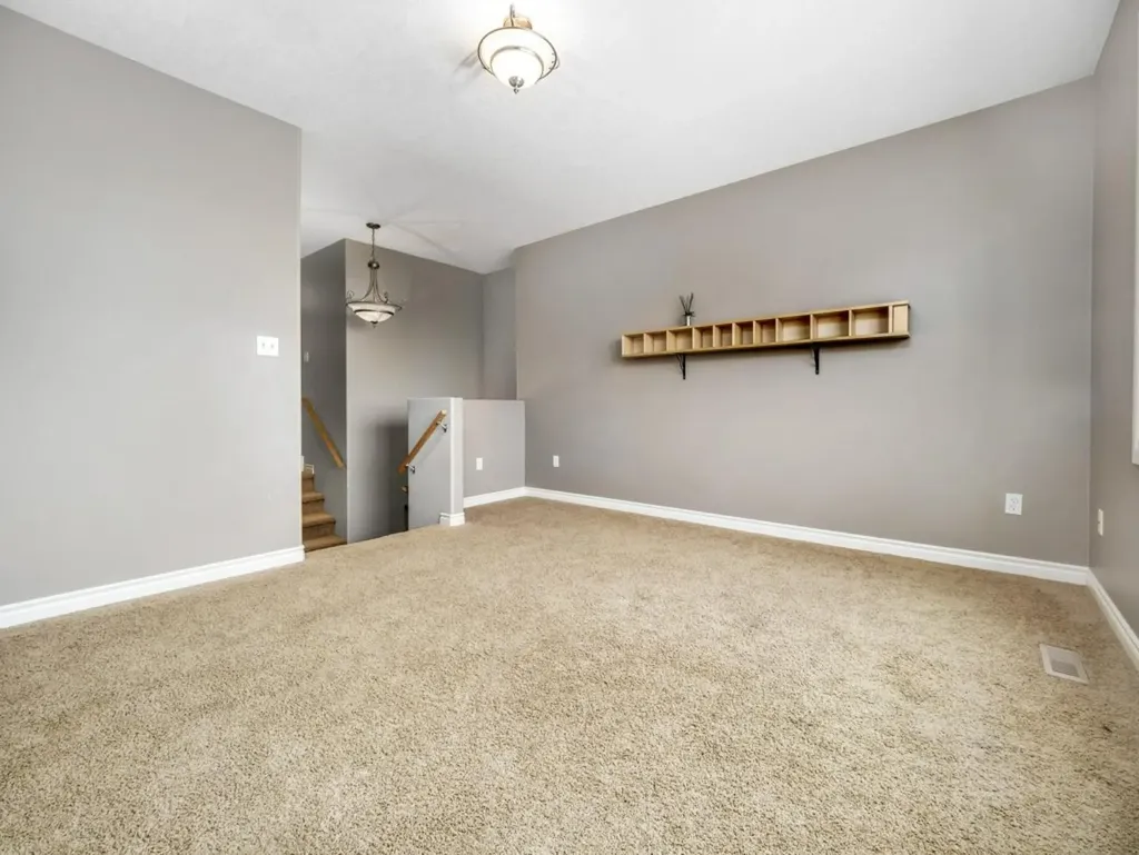 689 Blackfoot Terrace W Lethbridge AB T1K 7Y6