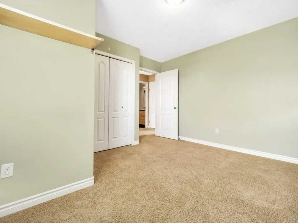689 Blackfoot Terrace W Lethbridge AB T1K 7Y6