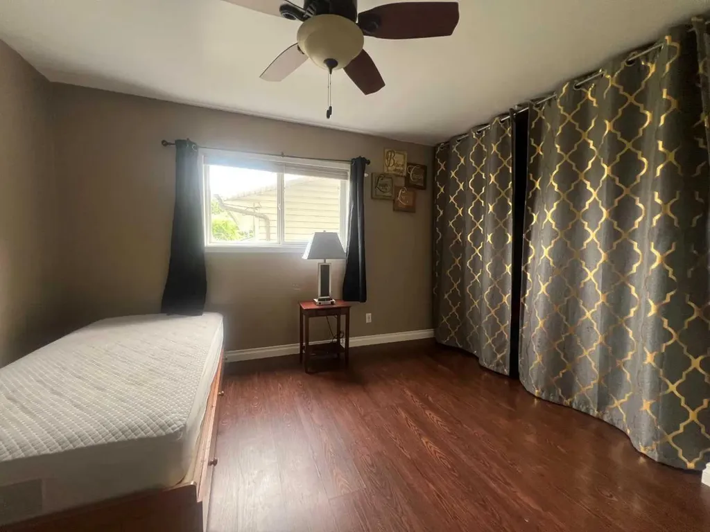 4238 5 Avenue Edson AB T7E 1A7