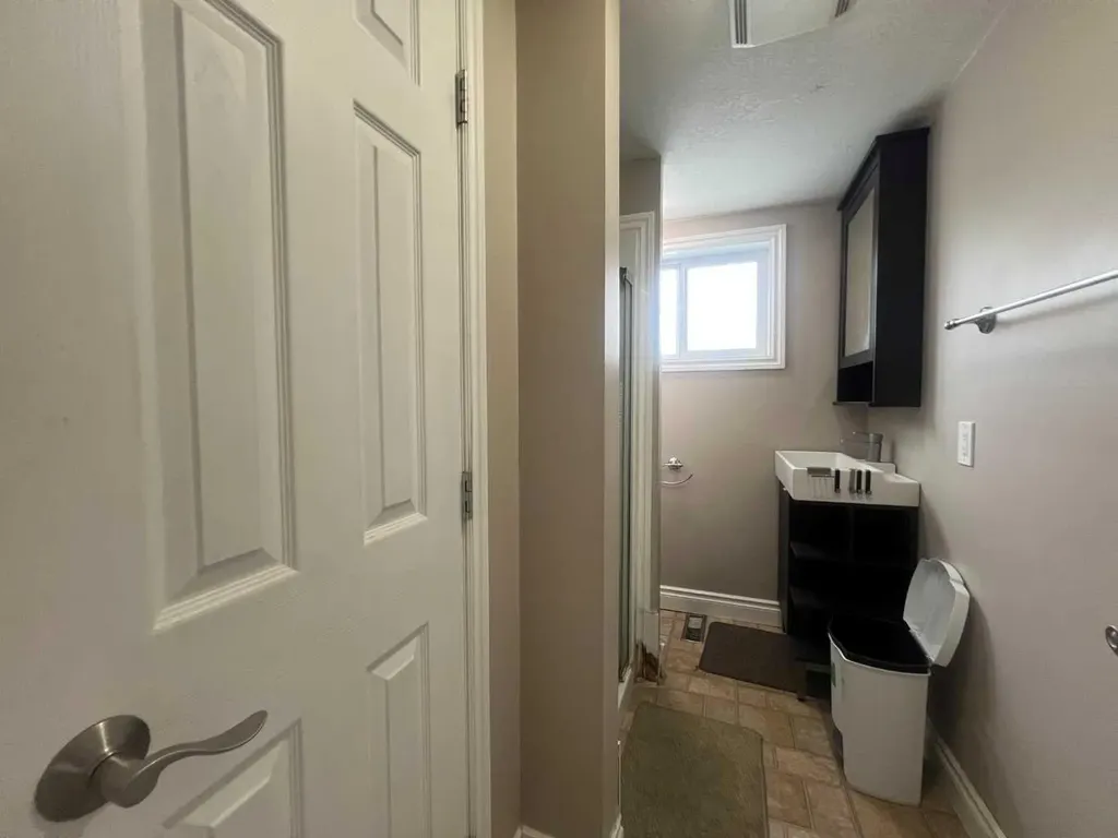 4238 5 Avenue Edson AB T7E 1A7
