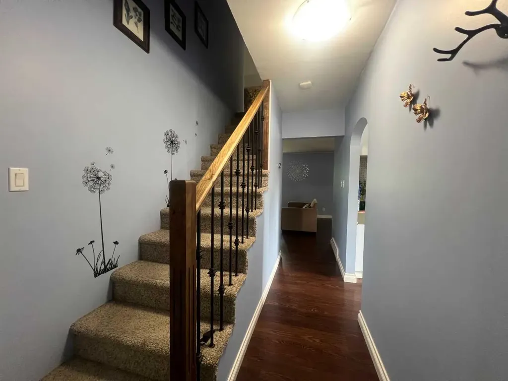 4238 5 Avenue Edson AB T7E 1A7