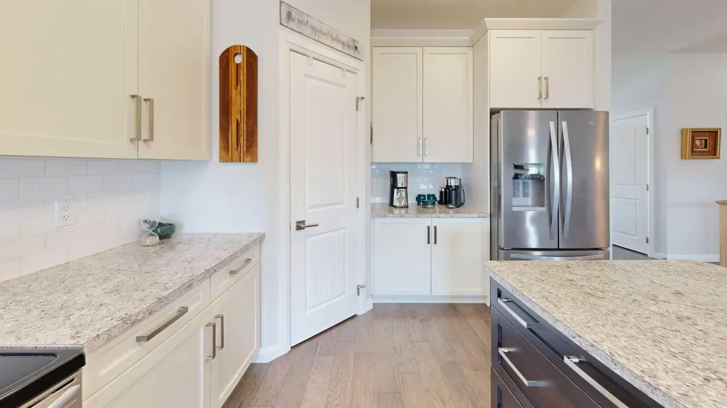 3007 23 Street Nanton AB T0L 1R0