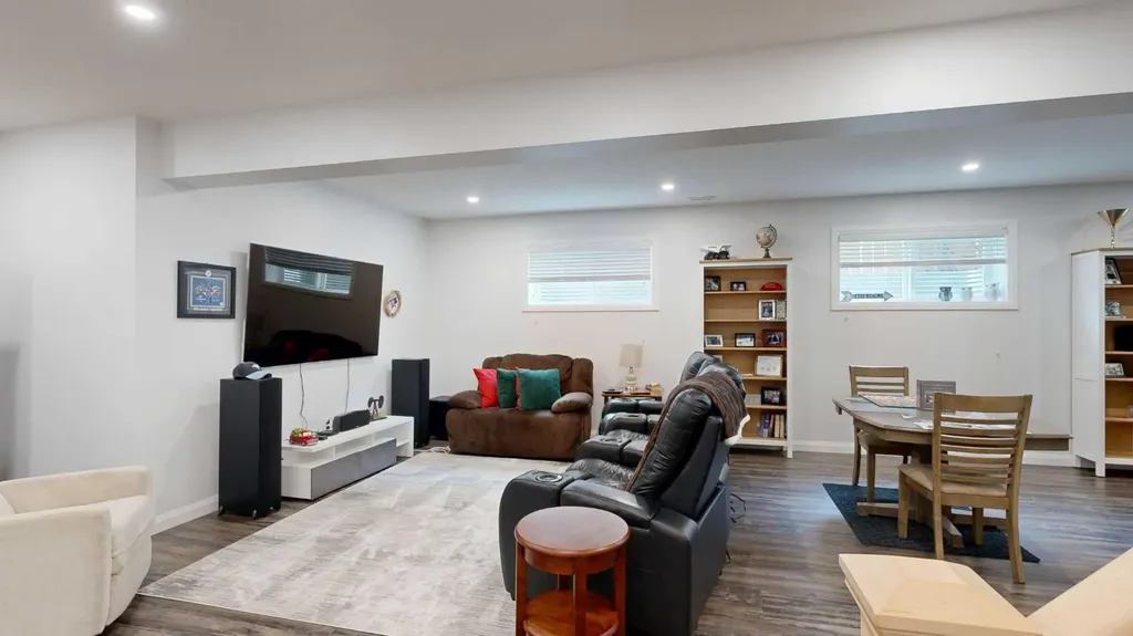 3007 23 Street Nanton AB T0L 1R0