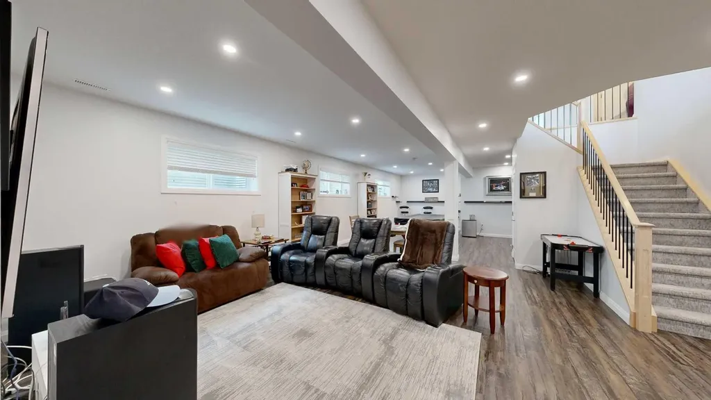 3007 23 Street Nanton AB T0L 1R0