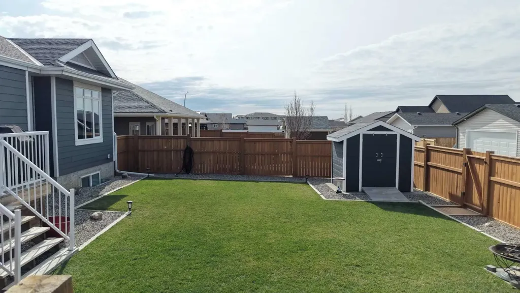 3007 23 Street Nanton AB T0L 1R0