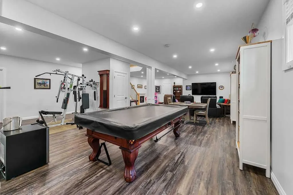 3007 23 Street Nanton AB T0L 1R0