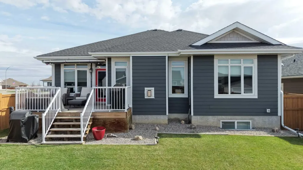 3007 23 Street Nanton AB T0L 1R0