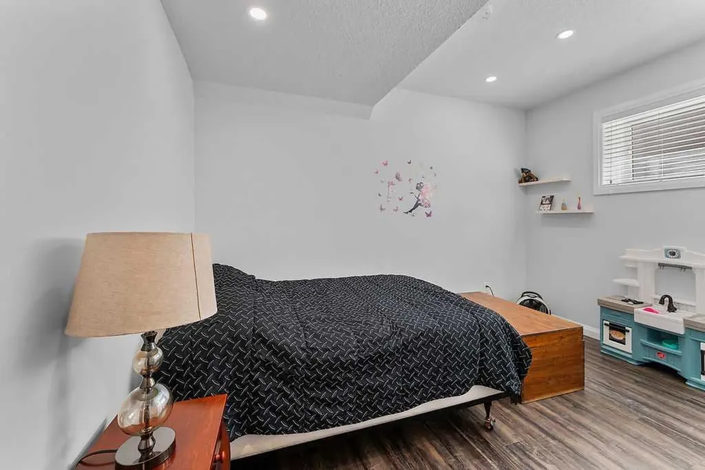 3007 23 Street Nanton AB T0L 1R0