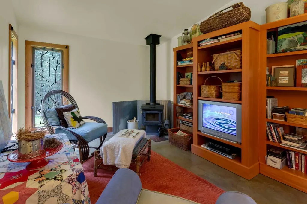 29542 Range Road 52 Rural Mountain View County AB T0M 2E0