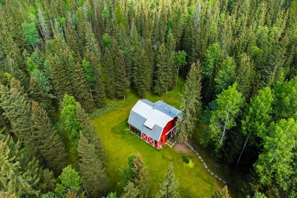 29542 Range Road 52 Rural Mountain View County AB T0M 2E0