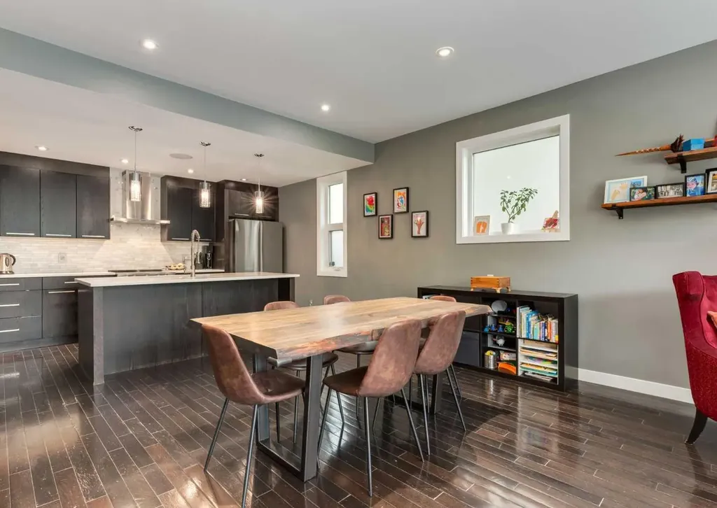 1938 33 Street SW Calgary AB T3E 2S5