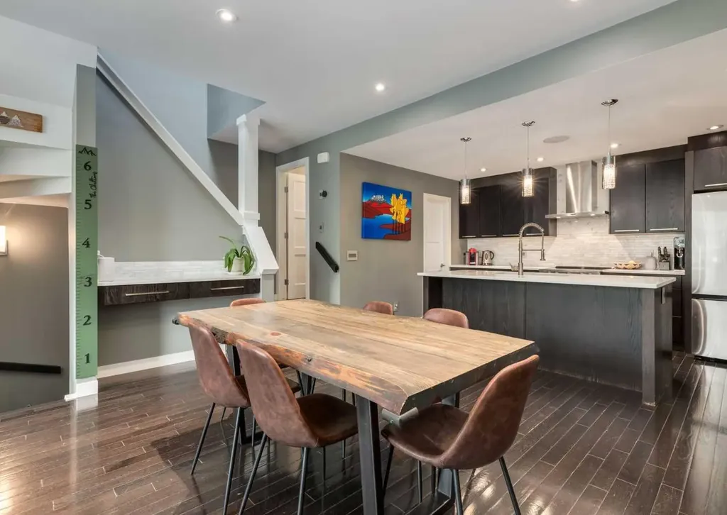1938 33 Street SW Calgary AB T3E 2S5